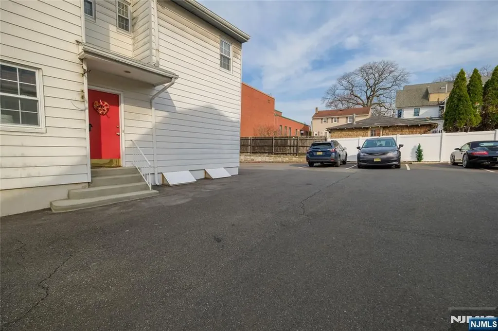 9 Lincoln Avenue Rutherford NJ 07070