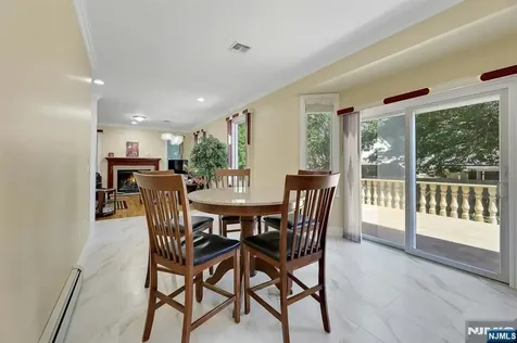 627 Concord Street New Milford NJ 07646