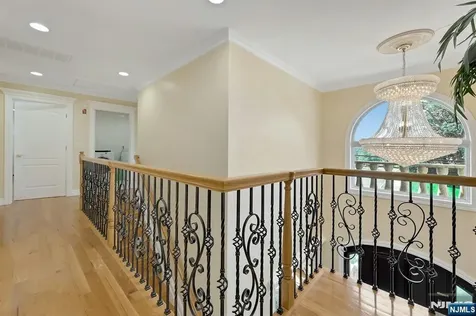 627 Concord Street New Milford NJ 07646