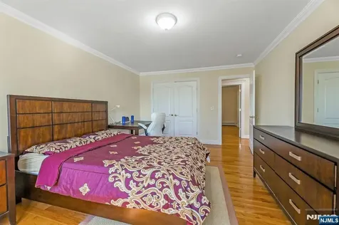 627 Concord Street New Milford NJ 07646