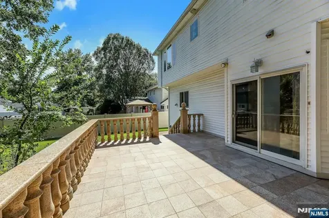 627 Concord Street New Milford NJ 07646