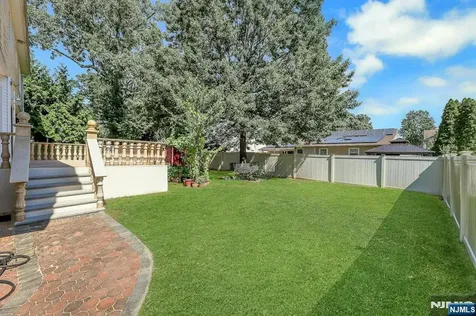 627 Concord Street New Milford NJ 07646
