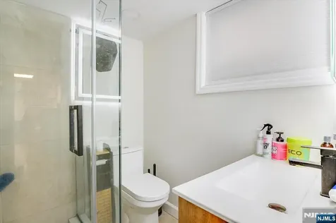 264 Union Street Lodi NJ 07644