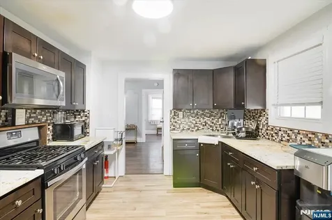 264 Union Street Lodi NJ 07644