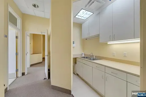 1530 Palisades Avenue Fort Lee NJ 07024