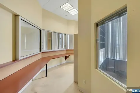 1530 Palisades Avenue Fort Lee NJ 07024