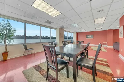 118 The Promenade Edgewater NJ 07020
