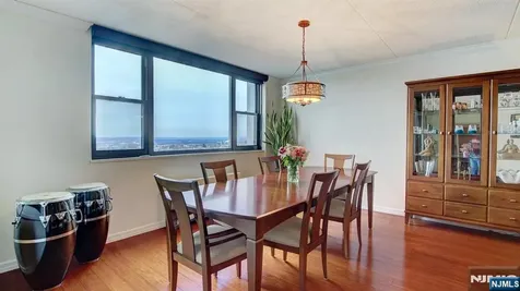 250 Gorge Road Cliffside Park NJ 07010