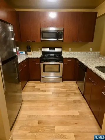 175 Broadway Paterson NJ 07505