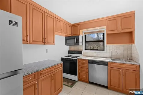 6 Colonial Drive Little Falls NJ 07424