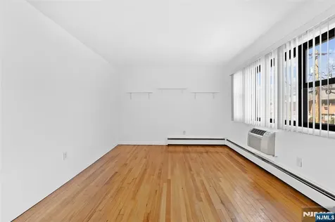 6 Colonial Drive Little Falls NJ 07424