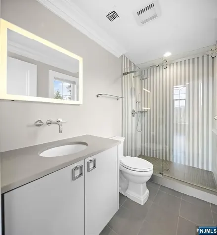 111 Demarest Avenue Englewood Cliffs NJ 07632