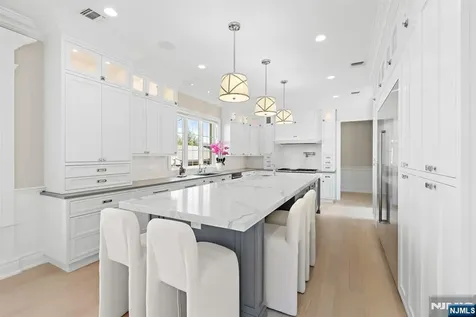 111 Demarest Avenue Englewood Cliffs NJ 07632