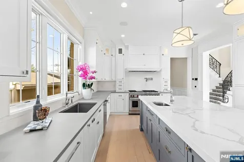 111 Demarest Avenue Englewood Cliffs NJ 07632