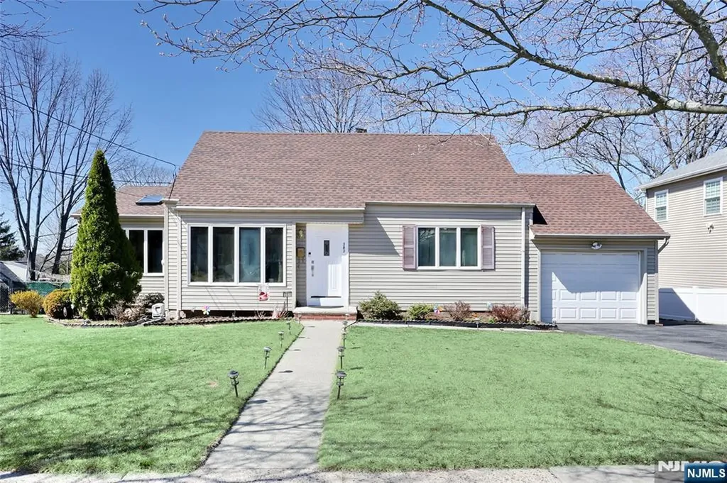 383 Congress Street New Milford NJ 07646