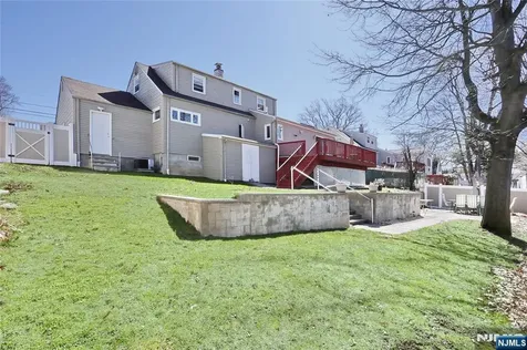 383 Congress Street New Milford NJ 07646