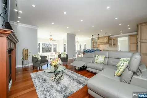 47 Wilson Avenue Woodland Park NJ 07424