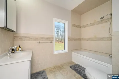 47 Wilson Avenue Woodland Park NJ 07424