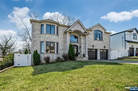 160 Lawrence Drive Paramus NJ 07652