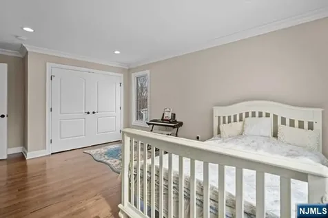 160 Lawrence Drive Paramus NJ 07652