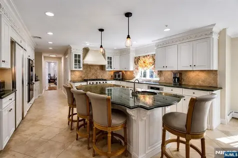 61 Sun Valley Road Ramsey NJ 07446