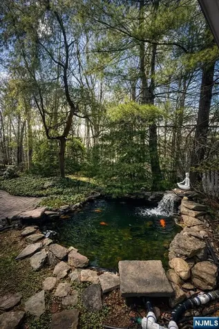 61 Sun Valley Road Ramsey NJ 07446
