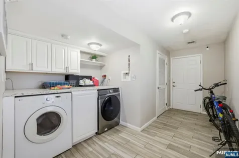 56 Lentz Avenue Newark NJ 07105