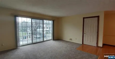 871 Juniper Way Mahwah NJ 07430