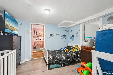 185 Trenton Avenue Paterson NJ 07503