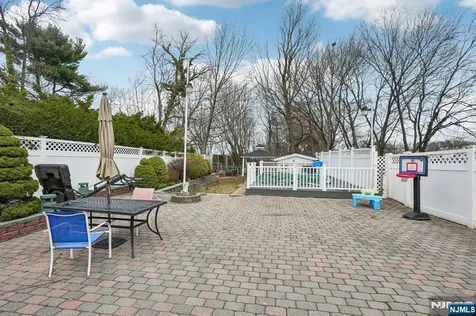 185 Trenton Avenue Paterson NJ 07503