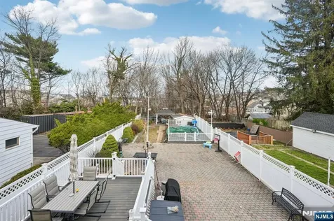 185 Trenton Avenue Paterson NJ 07503