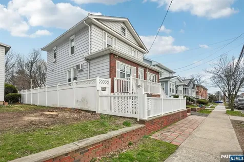 185 Trenton Avenue Paterson NJ 07503