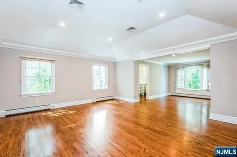 85 Everett Street Closter NJ 07624