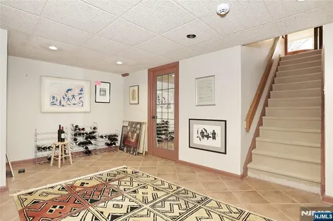 8 Red Rock Trail Saddle River NJ 07458