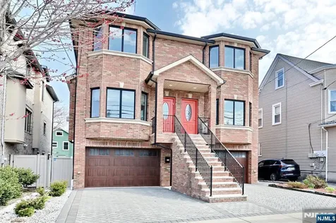 223 Grant Avenue Cliffside Park NJ 07010