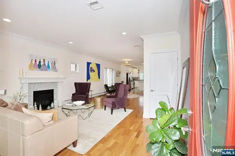223 Grant Avenue Cliffside Park NJ 07010