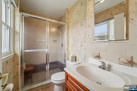 14 Eton Place Springfield NJ 07081