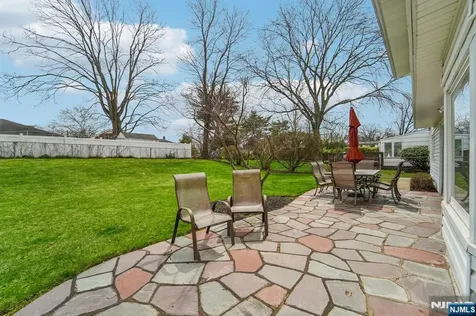 14 Eton Place Springfield NJ 07081