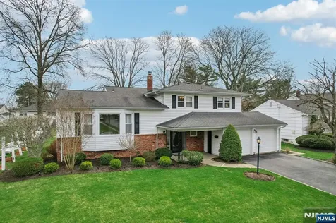 14 Eton Place Springfield NJ 07081