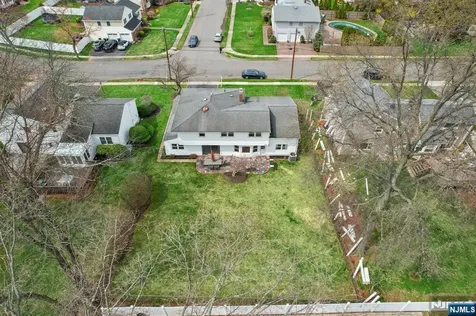 14 Eton Place Springfield NJ 07081