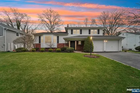 14 Eton Place Springfield NJ 07081