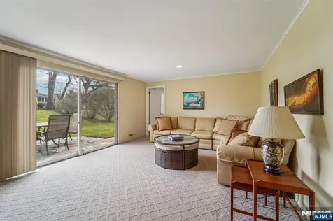 14 Eton Place Springfield NJ 07081