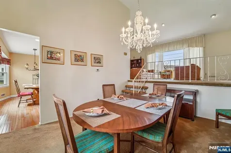 14 Eton Place Springfield NJ 07081
