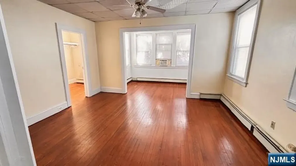 758 Hamilton Street Harrison NJ 07029