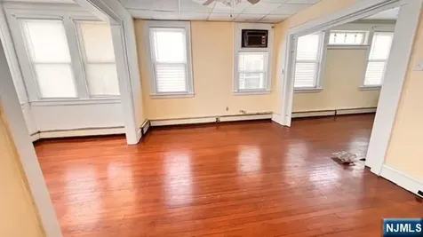 758 Hamilton Street Harrison NJ 07029
