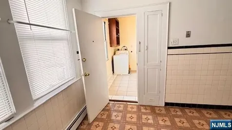 758 Hamilton Street Harrison NJ 07029