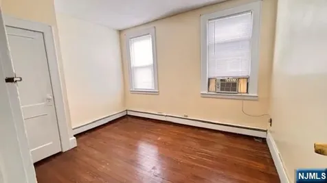 758 Hamilton Street Harrison NJ 07029
