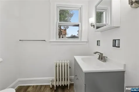 42 Walnut Street Rutherford NJ 07070