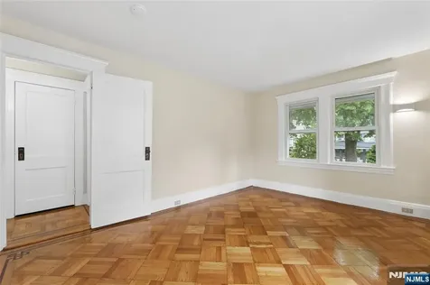 42 Walnut Street Rutherford NJ 07070