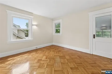 42 Walnut Street Rutherford NJ 07070